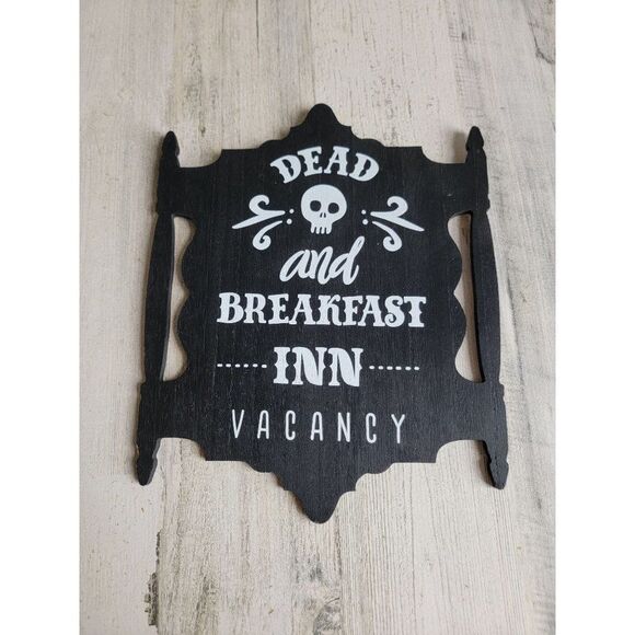 Halloween dead breakfast inn vacancy sign skull prop home decor - Picture 1 of 7